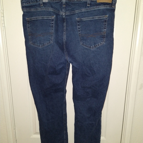 Signature Levi’s Strauss Athletic Blue Denim Jeans Men’s sz 42x30. - Picture 2 of 8